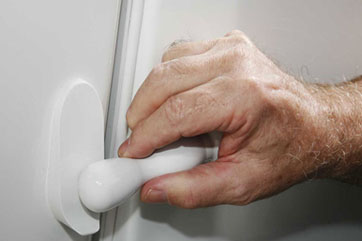 Ergonomic door handle - Jacuzzi by Atlas Home Improvement